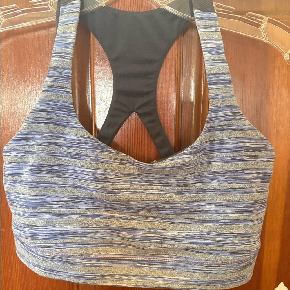 Lululemon sports bra, size 6